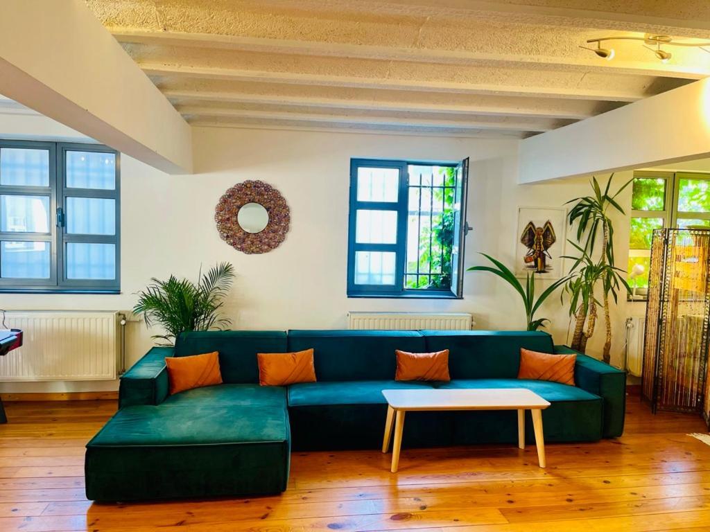 Down Town Oasis-Spacious Loft With Private Parking Bruselas Exterior foto